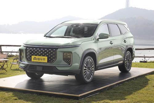 售16.69万元起，采用1.5T插混动力，捷途山海L9上市