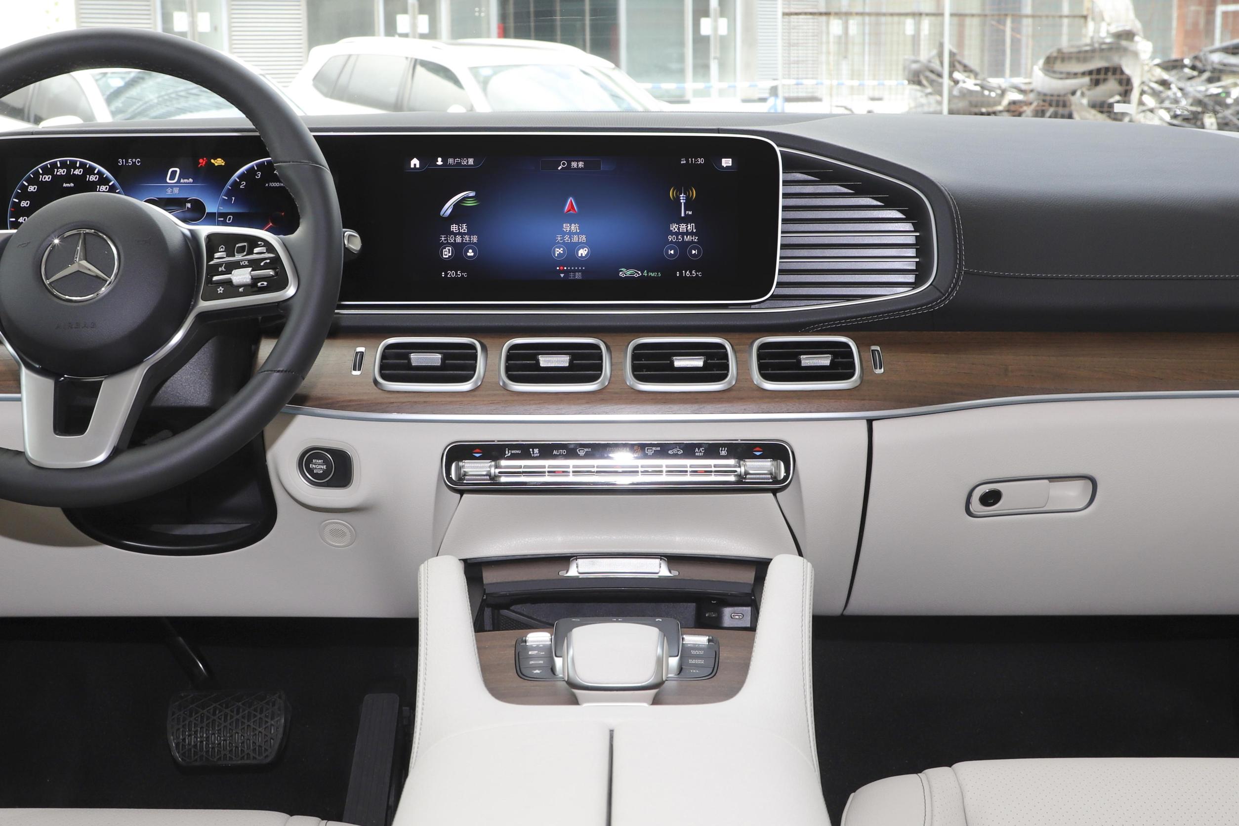 奔驰gle phev壁纸_奔驰gle phev_奔驰gle phev内饰图片_50/495张图片