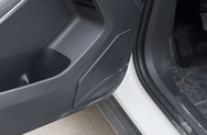 2个环绕式扬声器