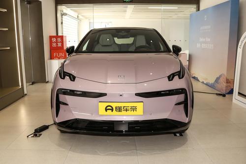 19.9万买ZEEKR X顶配，配女王副驾，续航500km，带劲吗？