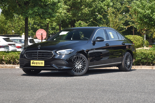 奔驰C级 2023款 C 260 L厂商_基本信息图