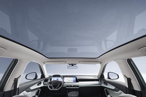 顶配惠后13.49万，搭1.5T插混，7.9秒破百，油耗1.3L，竞争银河L7