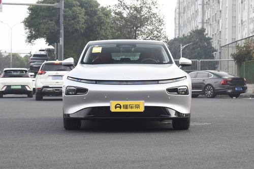 小鹏P7i：轴距2998mm，续航550km，还有0首付0息！