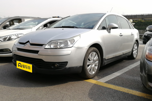 凯旋 2008款 2.0L 自动精英型轴距(mm)_车身图