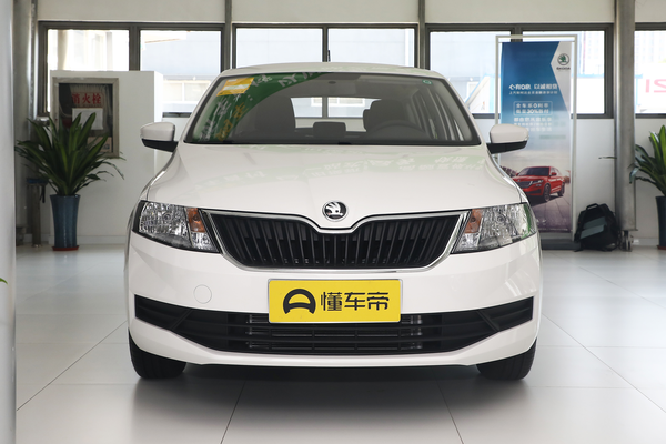 昕动 2019款 改款 1.5L 手动标准版 国VI厂商_基本信息图