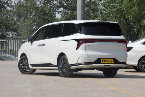 东风出手！配马赫混动，油耗5.27L，得房率 85.2%，对标传祺M8