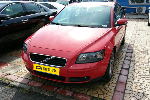 沃尔沃S40 2006款 2.5L T5座位数(个)_车身图
