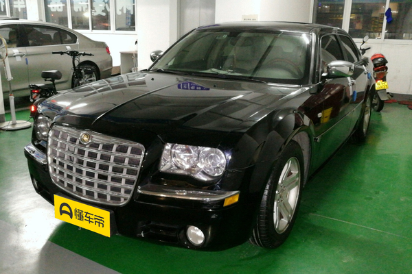 克莱斯勒300C 2006款 2.7L 豪华版厂商_基本信息图