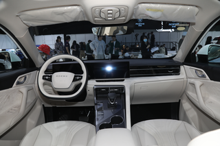 2024北京车展：荣威全新SUV开启预售，预售价11.98万起图3