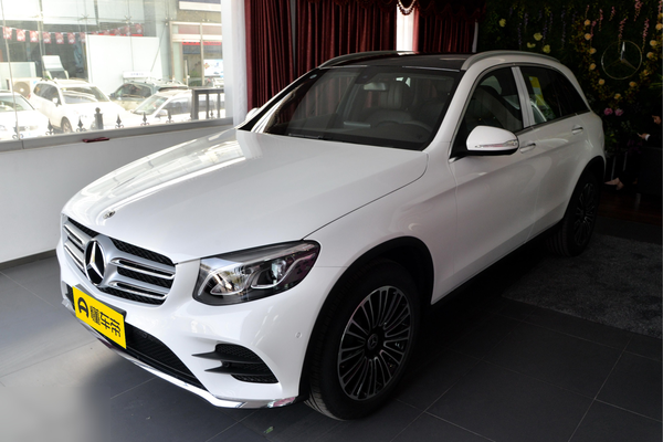 奔驰GLC 2019款 GLC 260 4MATIC 动感型最高车速(km/h)_基本信息图