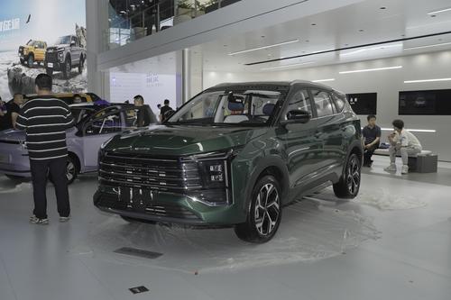 成都车展 | 搭1.5T插混，提供5/6/7座，江淮X8 E家亮相车展