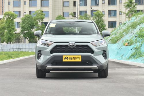 单月销量16432台，起售17.68万，RAV4荣放为何是常青树？