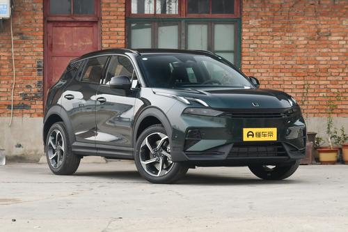 12万左右预算购选SUV，外观运动，配置丰富，带你看领克06 Renew版