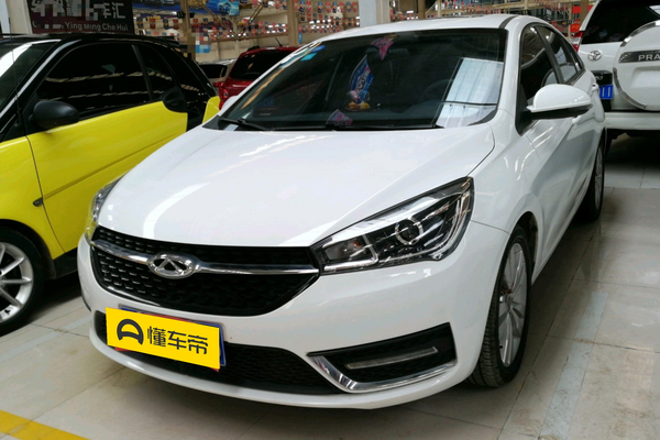 艾瑞泽5 2016款 1.5L 手动领锐版近光灯_灯光配置图