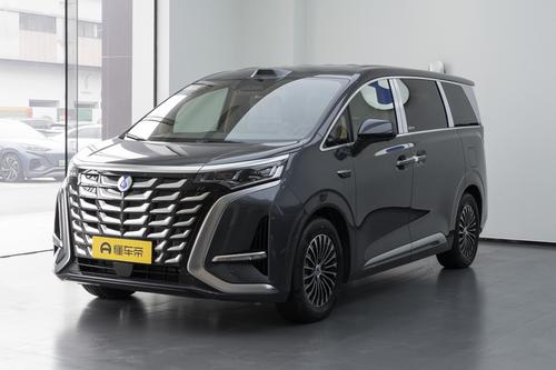 新车 | 现款33.98万元起/竞争岚图梦想家 腾势D9新车型成都车展上市