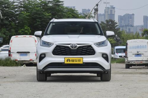 7座+2850mm轴距，混动加持，2024款汉兰达实力如何？