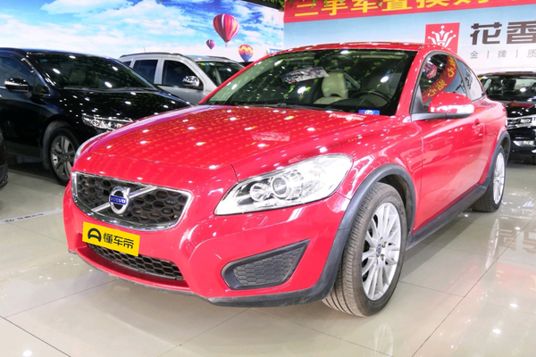 沃尔沃C30 2012款 2.0L Aktiv 炫动套装版厂商_基本信息图