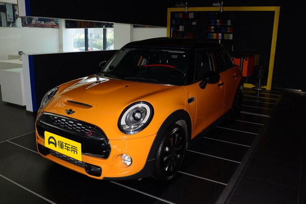 MINI 2016款 2.0T COOPER S 先锋派 五门版厂商_基本信息图