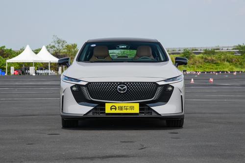 马自达EZ-6正式上市，售价13.98万元起，誓做合资新能源领军者