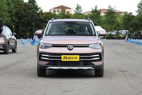 燃油车又香了？合资SUV限时一口价，上汽大众途岳新锐7.99万起