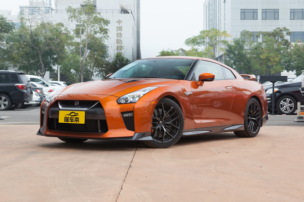 日产GT-R 2017款 3.8T 旗舰版厂商_基本信息图