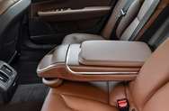 豪华后排中央扶手