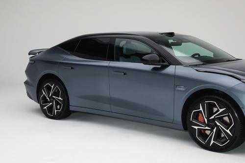 吉利全新中大型轿跑，高端定位，续航超800km，或下月开售！