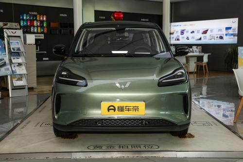 售价8.98万，续航401km，颜值不错，五菱缤果PLUS这款香吗？