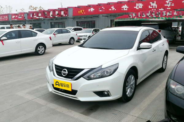 天籁 2016款 2.5L XL 舒享版日间行车灯_灯光配置图