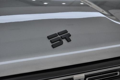 15.48万起，1.5T插混+600mm涉水深度，年轻人买方盒子SUV就看TA！