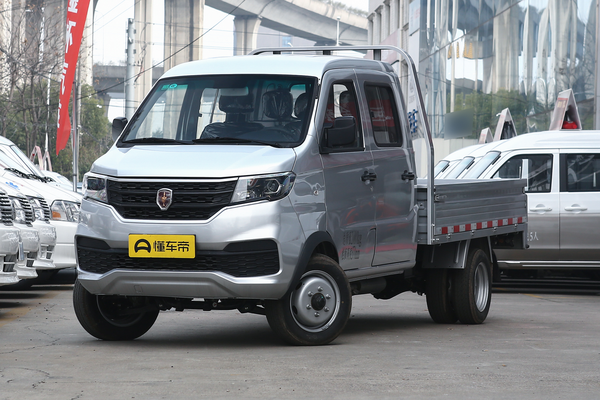 金杯T2S 2020款 1.5L 双排标准型2.55米后双轮国VI SWC15M厂商_基本信息图