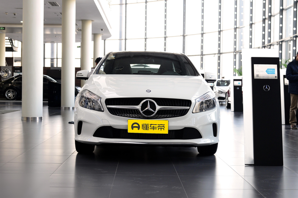 奔驰A级(进口) 2017款 A 180厂商_基本信息图