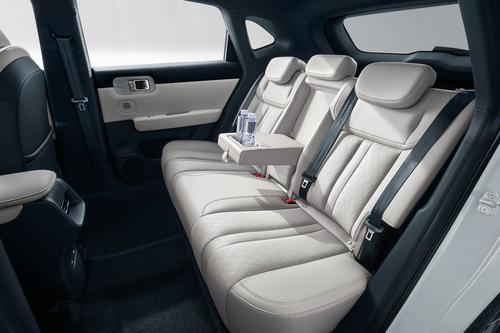 家用大空间SUV，轴距2800mm，搭十佳底盘+灵眸智驾，售11.98万