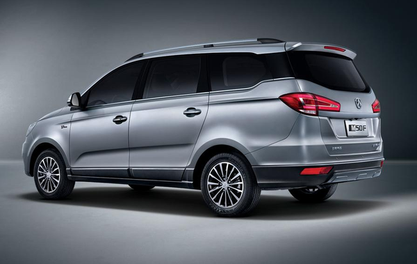 北汽威旺M50F 2017款 1.5L 豪华型厂商_基本信息图