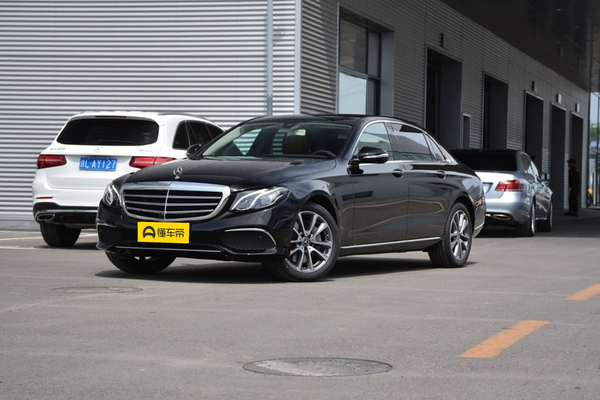 奔驰E级 2018款 改款 E 300 L 时尚型蓝牙/车载电话_智能互联图