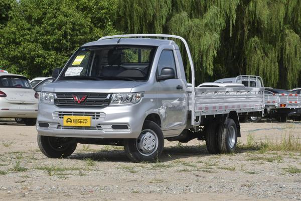 五菱荣光新卡 2024款 2.0L 基本型超长款双后轮双排 5座 CNG厂商_基本信息图