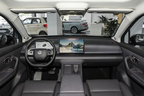 14万级中型SUV，轴距2825mm，配1.5L增程动力，零跑C10值得入手吗