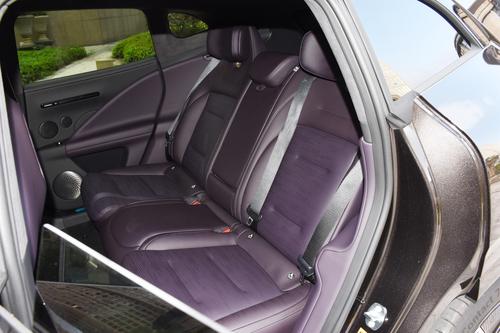 阿维塔07杠上Model Y，到底谁更香？看完你就明白了