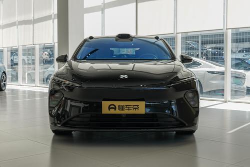 蔚来ET7：提供16.3英寸抬头显示系统，前后座椅都可电动调节！