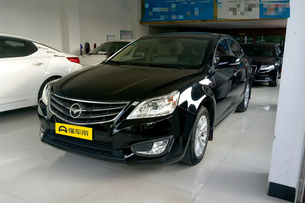海马M8 2015款 2.0L 自动时尚型NEDC综合油耗(L/100km)_基本信息图