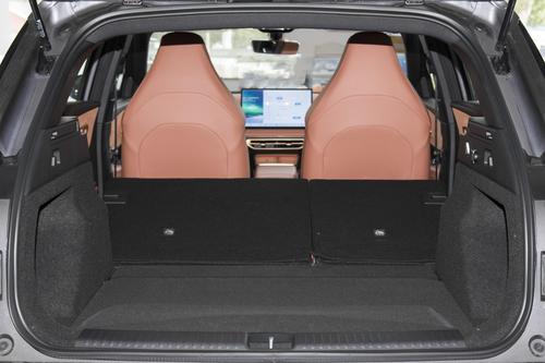 主打长续航、低能耗，轴距2770mm，8.98万起，家用SUV来看这款！