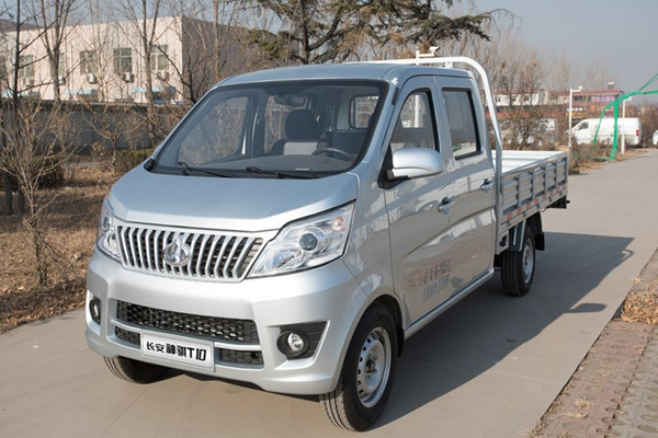 神骐T10 2019款 1.5L标准型载货车双排995kg厂商_基本信息图