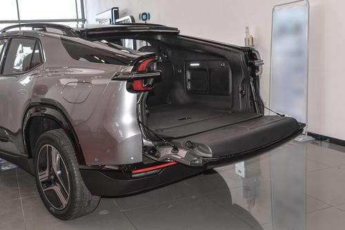 开盖就是车斗，轴距3120mm，天枢架构，这台中大型SUV更懂国人？