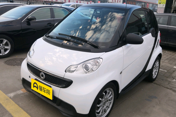 smart fortwo 2012款 1.0 MHD 硬顶标准版厂商_基本信息图