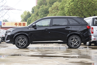中型插电混动SUV，顶配15.19万，实拍评测蓝电E5，值得买吗？图2
