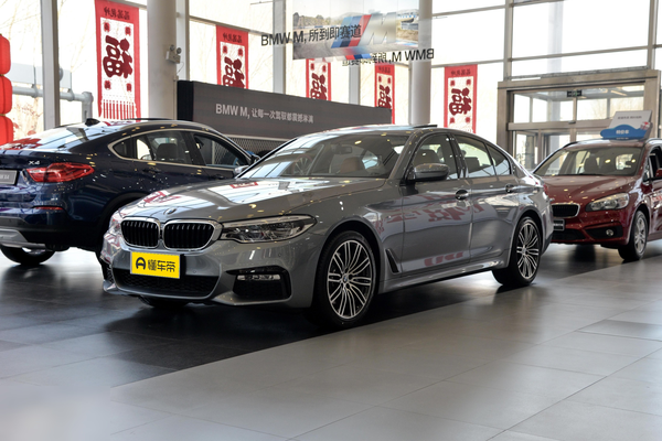 宝马5系(进口) 2018款 530i M运动套装NEDC综合油耗(L/100km)_基本信息图