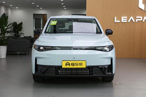 纯电续航530km，轴距2825mm，零跑C10适合家用吗？