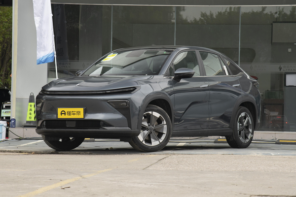 睿蓝7 2024款 450 行政版后排座椅放倒比例_座椅配置图