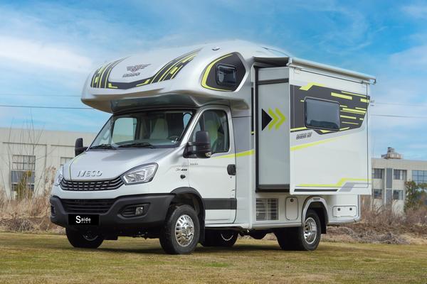 白鲸 2023款 黑色拉花双拓版厂商_基本信息图