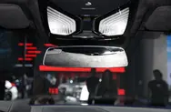 自动防眩内后视镜